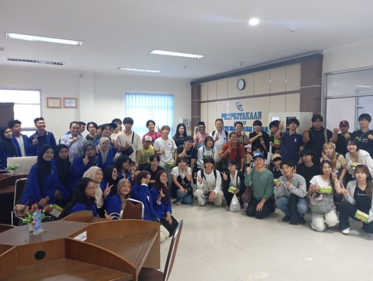Perpustakaan UBP Karawang Menerima Kunjungan Tokai University Japan