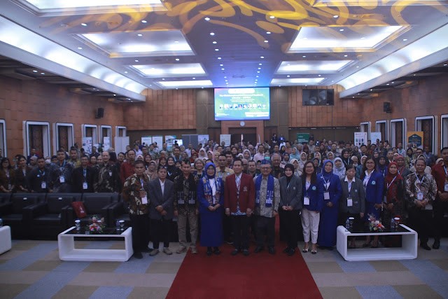 Pustakawan UBP Karawang Mengikuti Konferensi Internasional Perpustakaan Perguruan Tinggi Indonesia (KPPTI) ke-4