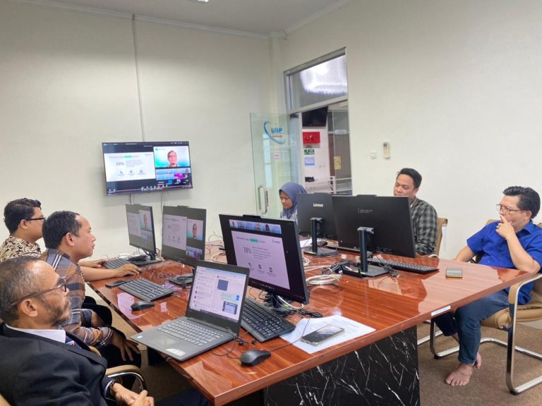 Pelaksanaan Refreshing Training Turnitin bagi Dosen UBP Karawang